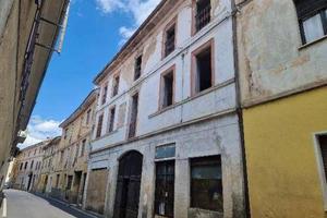 Immobile in asta di 68 m² a Fara Novarese