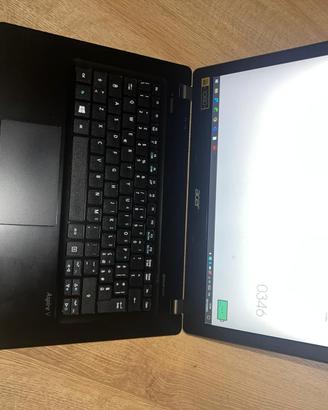 Laptop PC Portatile Acer V3-372-577U
