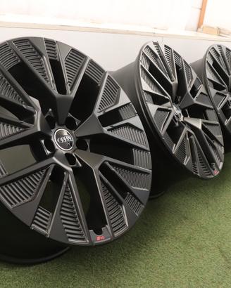 Cerchi in lega Audi Q8 Sportback E-Tron 21