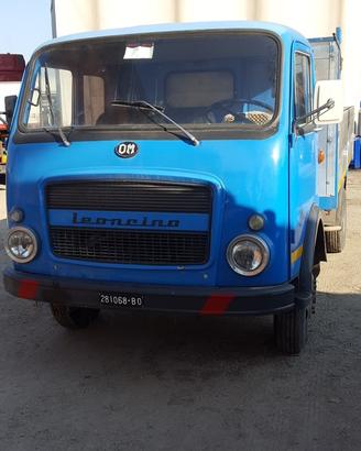 Om 40 / leoncino - parabrezza / cristallo ant