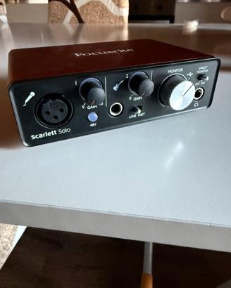 Focusrite Scarlett Solo scheda audio