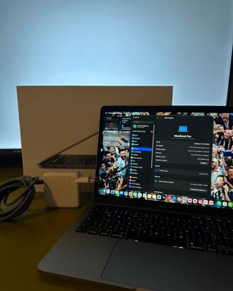 Apple Macbook PRO 13”  M1- 16 gb ram 1000 gb ssd