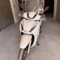 Honda Sh 350 Bianco pari al nuovo