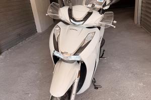 Honda Sh 350 Bianco pari al nuovo