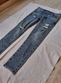 Jeans Ksubi con Strappi