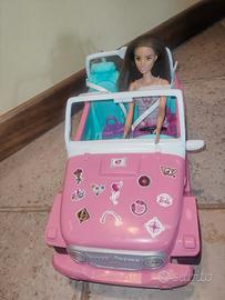 Barbie con macchina Jeep 