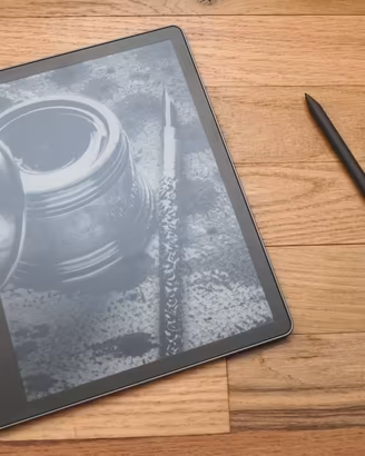 Amazon Kindle Scribe pari al nuovo