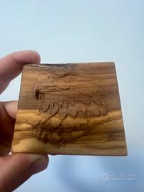 Bassorilievo in legno - Acquila - lavorazione Cnc