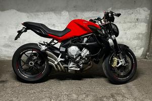 mv agusta brutale 675 (A2)