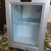 Mini frigo bar