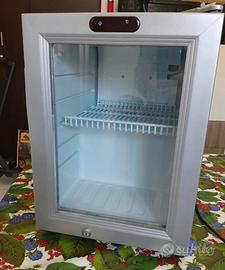 Mini frigo bar