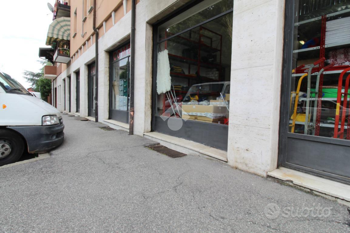 NEGOZIO A BRESCIA - Vista 4