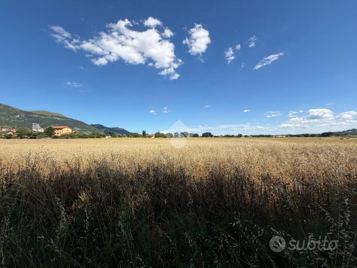 TER. AGRICOLO A GUBBIO - Vista 4