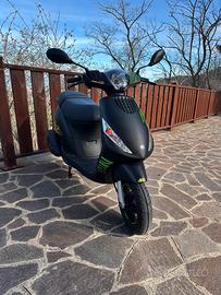 piaggio zip