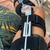 Tutore lungo oer ginocchio