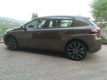 PEUGEOT 308 1.6 e-HDi 115 CV Stop&Start business