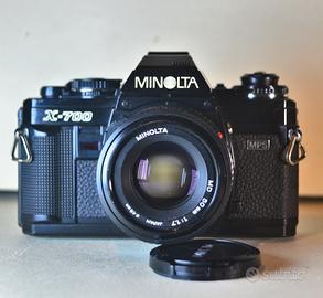 Reflex analogica Minolta X-700 revisionata testata