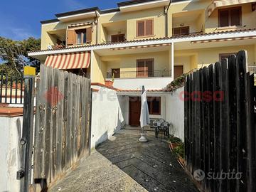 Villa a schiera Sperlonga [Cod. rif 3162545VRG]