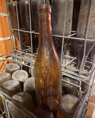 Bottiglie emiliane  per vino