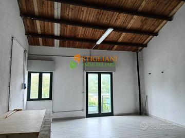 Locale, Via Roma - Gildone