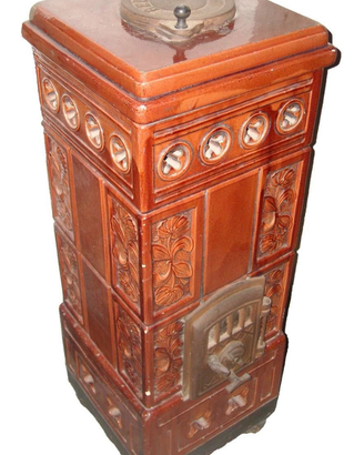Stufa in ceramica da Castellamonte