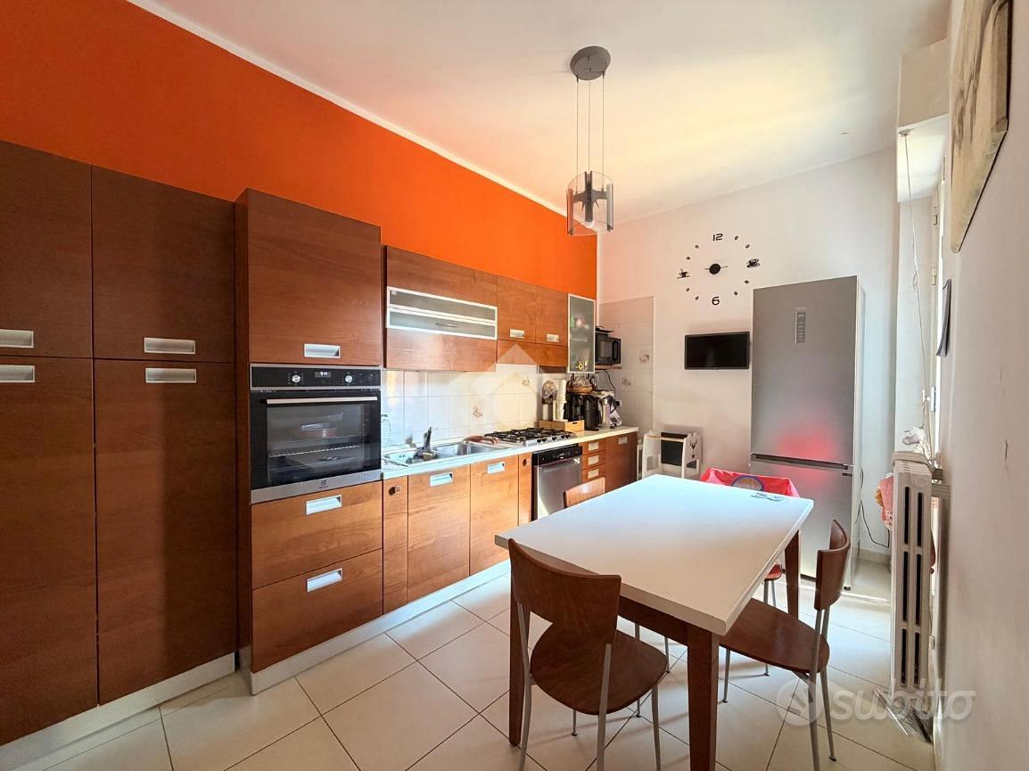 4 LOCALI A RAGUSA - Vista 2