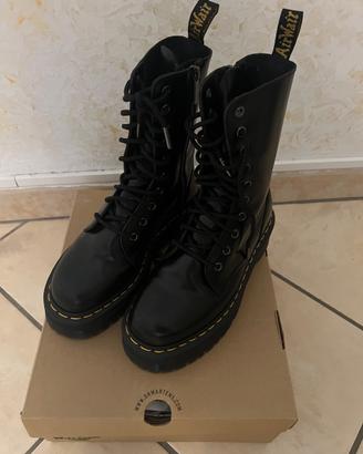 Stivali dr martens