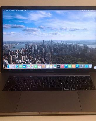 INSERZIONE LAMPO MacBook Pro 15 2018 i7 16GB 512