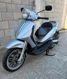 Piaggio Beverly 500