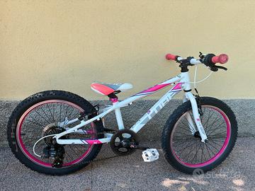 Bicicletta mtb Cube acid 200 ruote 20”