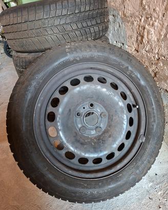 gomme con cerchi in ferro