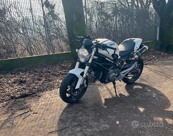 Ducati Monster 696 – modello no per neo patentati