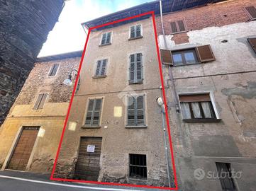 CASA SEMINDIPENDENTE A MAGGIORA