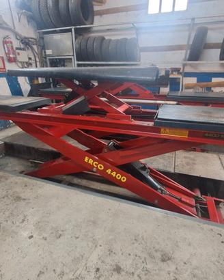 Attrezzatura Officina Meccanica e Gommista