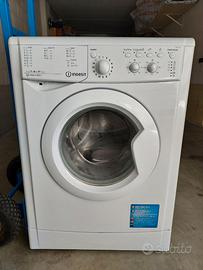 Lavatrice Indesit IWC 61261 6Kg