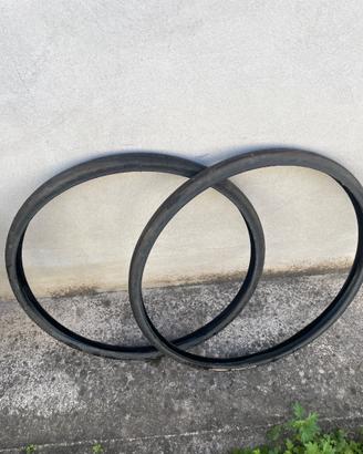 copertoni da bicicletta di tipo "slick" (lisci)