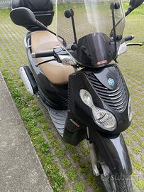 Piaggio Carnaby 250 - 2010