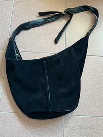 Borsa nera in pelle scamosciata