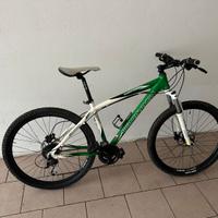 Mondraker ventura sport 26