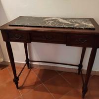 Consolle in stile neoclassico (Luigi XVI)