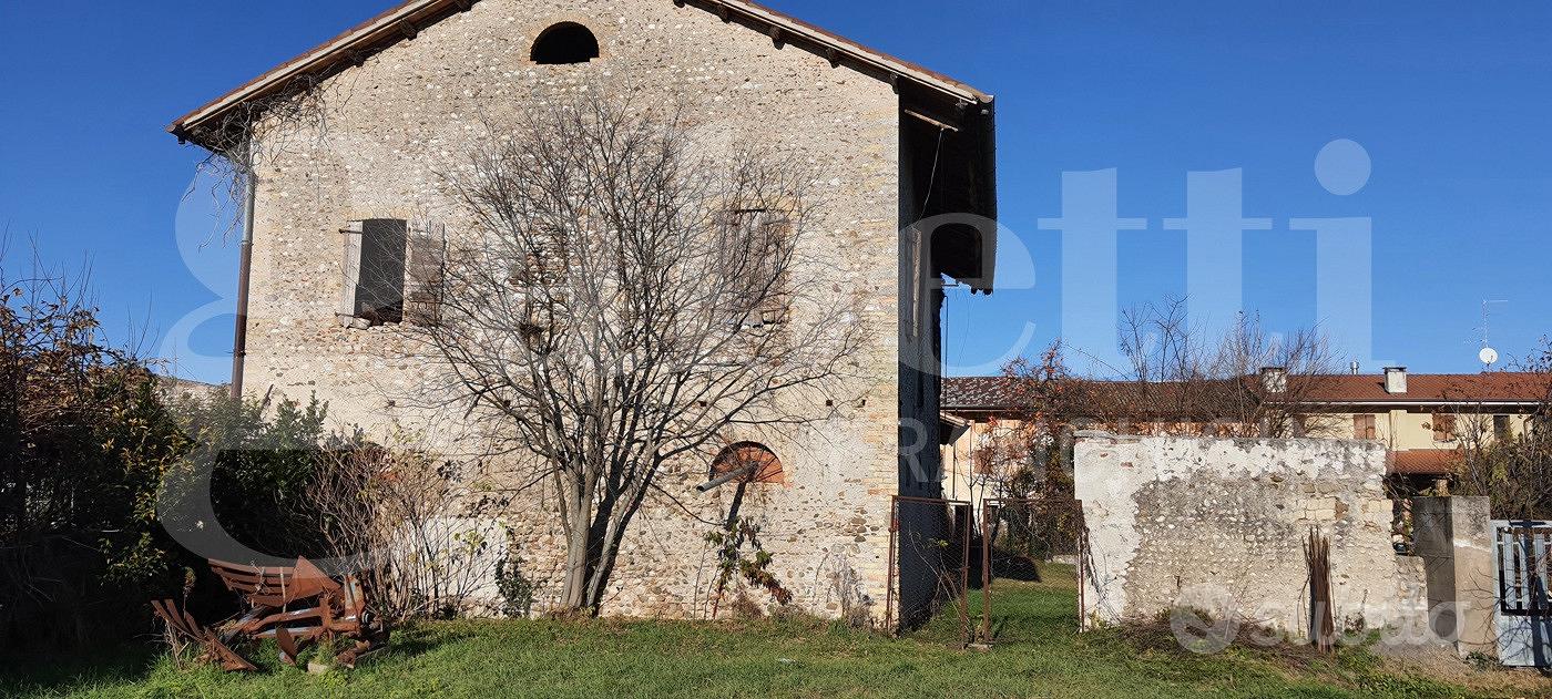 Rustico/Casale/Corte Basiliano - Vista 2
