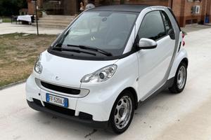 Smart ForTwo 1000 52 kW MHD coupé pure