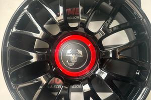 4 CERCHI ORIGINALI FIAT 500 ABARTH RIVERNICIATI NE