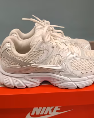Nike ititiator p6000