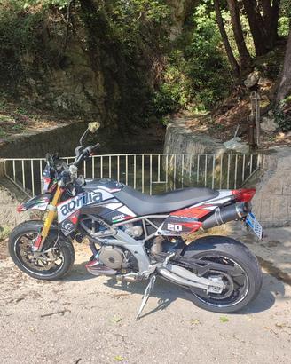 Aprilia Dorsoduro 750