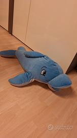 Delfino di peluche