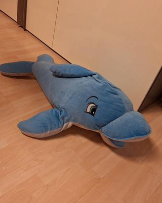 Delfino di peluche