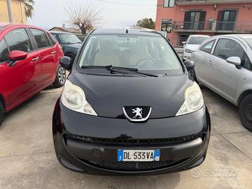 Peugeot 107 1.0 68CV 5p. Desir