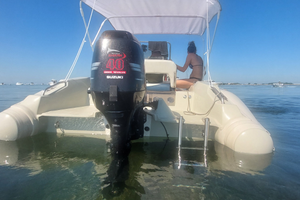 Gommone Flyer 484 con carrello omologato