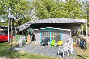 Roulotte stanziale con veranda
